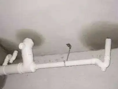 武平卫生间测漏水的几种情景